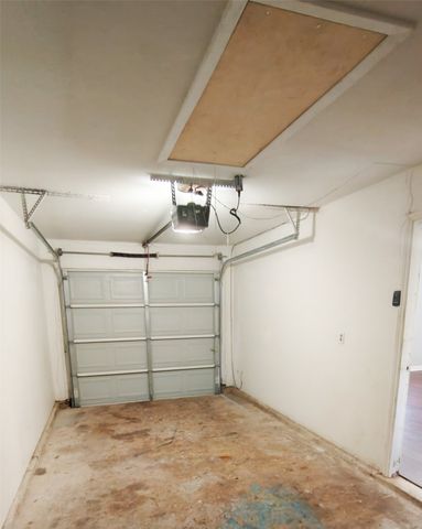 4249 Driscoll Drive, The Colony, TX 75056