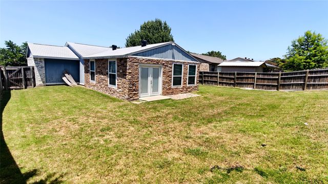 4249 Driscoll Drive, The Colony, TX 75056