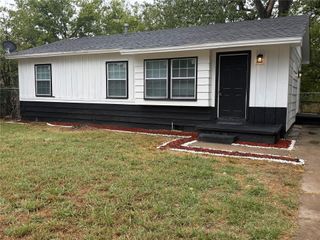 5910 N Frankfort Place, Tulsa, OK 74126