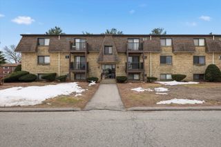 14 Tiffany Rd Apt 6, Salem, NH 03079