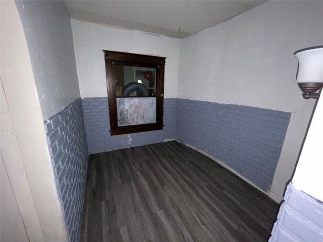 452-454 E 9TH Street, Erie, PA 16503