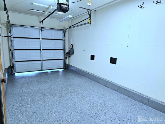 19 Sheffield Court, East Brunswick, NJ 08816