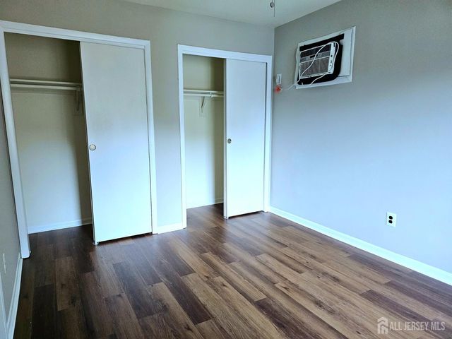 19 Sheffield Court, East Brunswick, NJ 08816