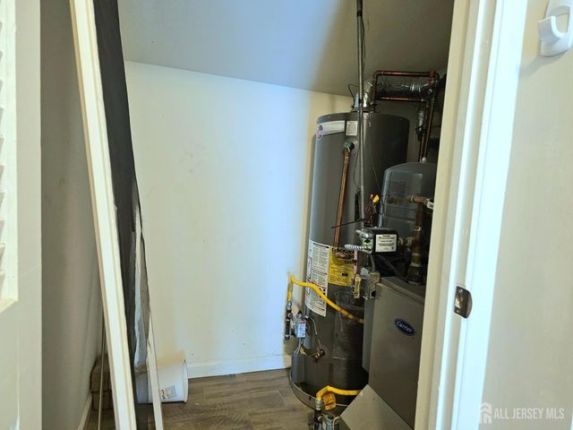 19 Sheffield Court, East Brunswick, NJ 08816
