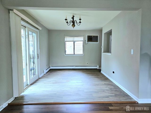 19 Sheffield Court, East Brunswick, NJ 08816