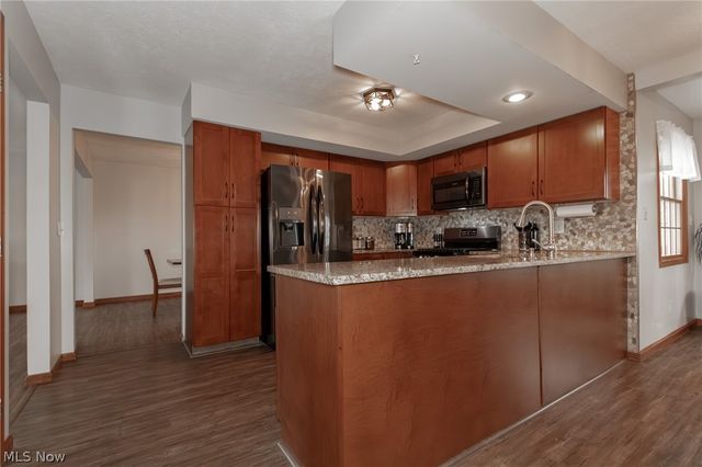 5459 Oak Ridge Drive, Willoughby, OH 44094