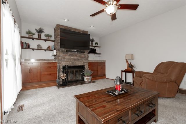 5459 Oak Ridge Drive, Willoughby, OH 44094