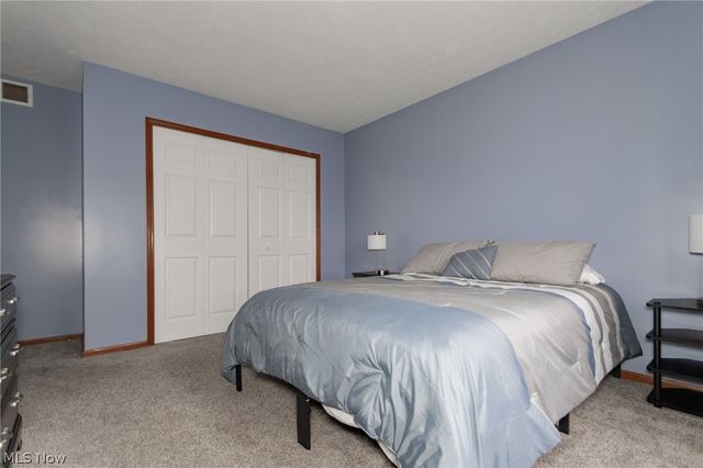 5459 Oak Ridge Drive, Willoughby, OH 44094