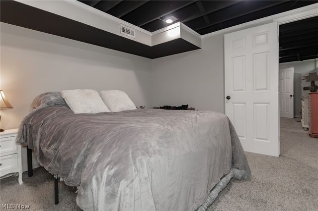 5459 Oak Ridge Drive, Willoughby, OH 44094
