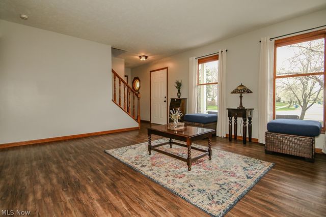 5459 Oak Ridge Drive, Willoughby, OH 44094