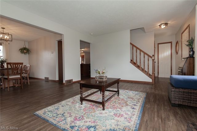 5459 Oak Ridge Drive, Willoughby, OH 44094