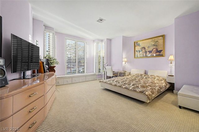46 Gulf Stream Court, Las Vegas, NV 89113
