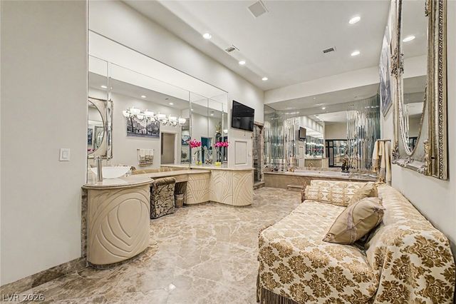 46 Gulf Stream Court, Las Vegas, NV 89113