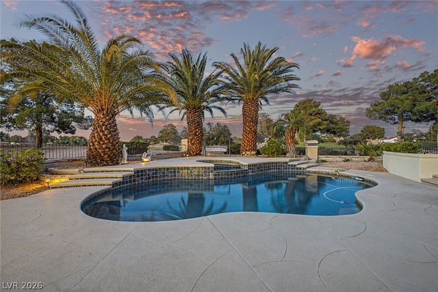 46 Gulf Stream Court, Las Vegas, NV 89113