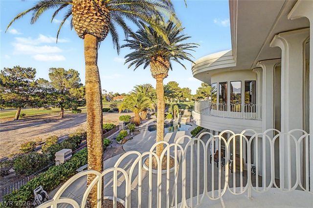 46 Gulf Stream Court, Las Vegas, NV 89113