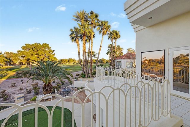 46 Gulf Stream Court, Las Vegas, NV 89113