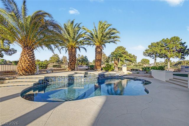 46 Gulf Stream Court, Las Vegas, NV 89113