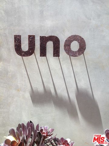 1849 FOX HILLS Drive UNO, Los Angeles, CA 90025