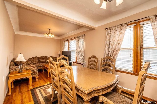 11603 Klinger Street, Hamtramck, MI 48212