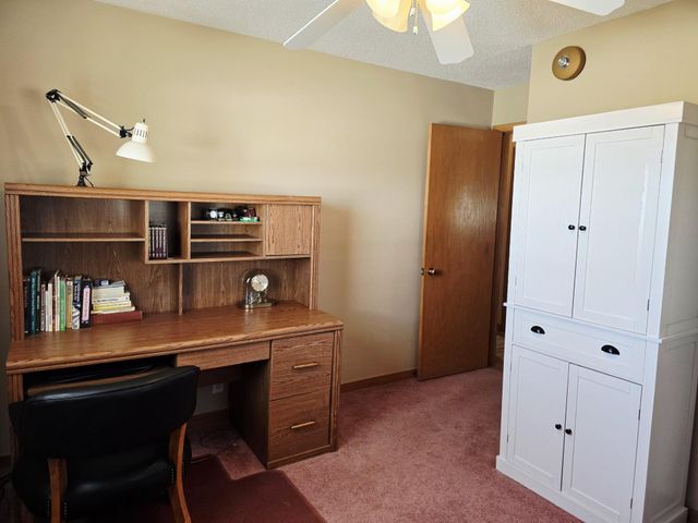 1920 3rd Avenue SE, Austin, MN 55912