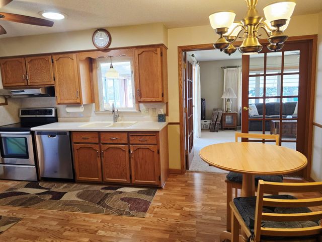 1920 3rd Avenue SE, Austin, MN 55912