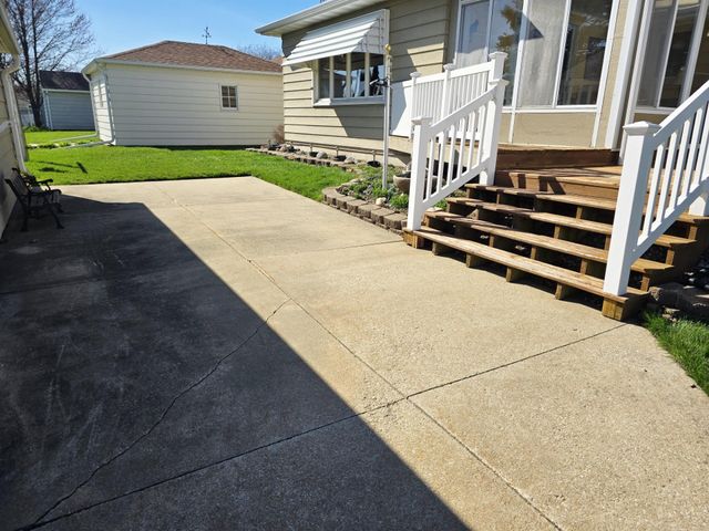 1920 3rd Avenue SE, Austin, MN 55912