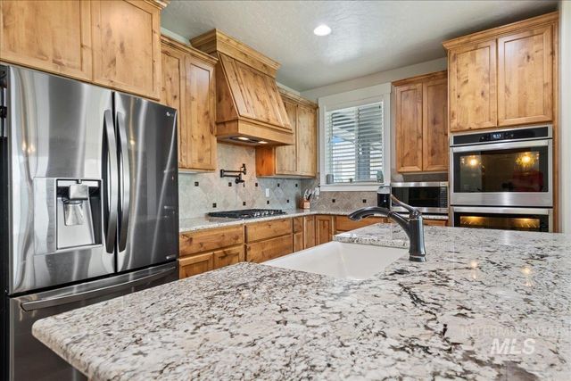 6091 E Path, Nampa, ID 83687