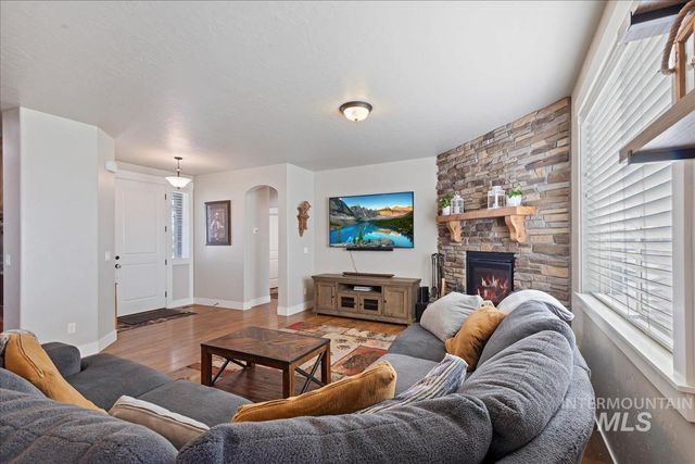 6091 E Path, Nampa, ID 83687