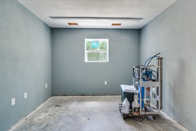 1525 Rs County Road 1490, Point, TX 75472