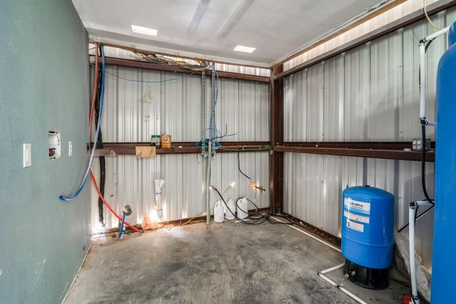 1525 Rs County Road 1490, Point, TX 75472