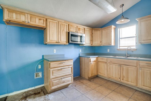 1525 Rs County Road 1490, Point, TX 75472