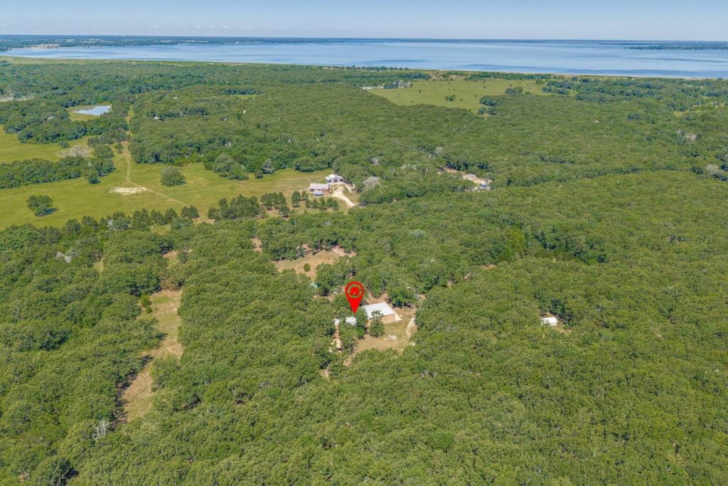 1525 Rs County Road 1490, Point, TX 75472