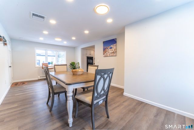 97 University Avenue, East Hartford, CT 06108