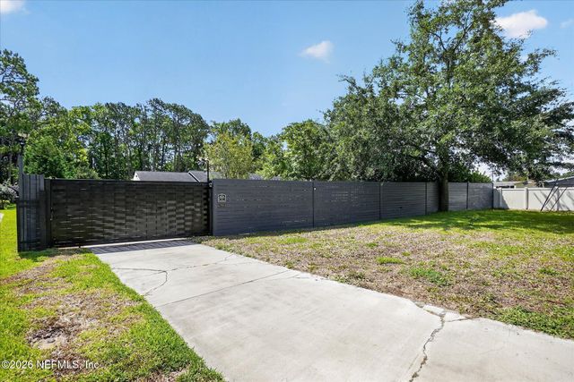 6253 CARLTON Road, Jacksonville, FL 32244