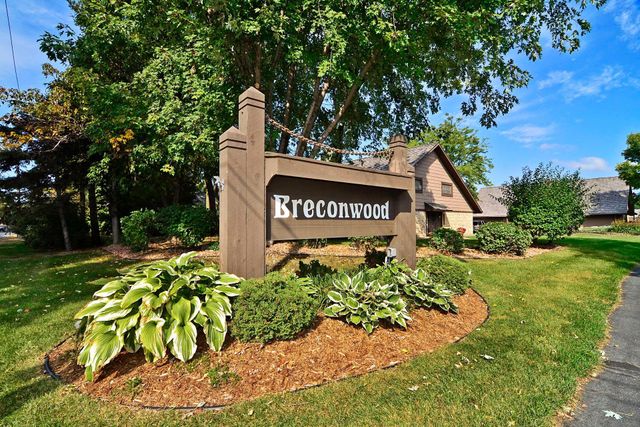 17640 Breconwood Road, Minnetonka, MN 55391