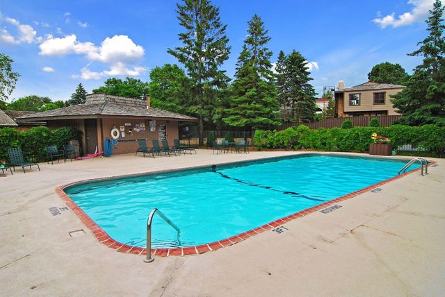 17640 Breconwood Road, Minnetonka, MN 55391