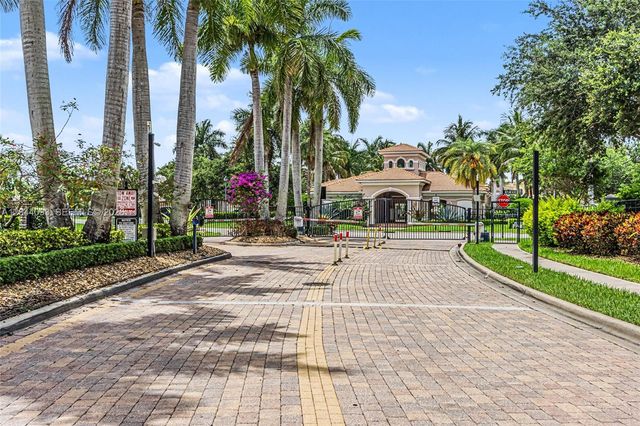4200 Key Lime Blvd, Boynton Beach, FL 33436