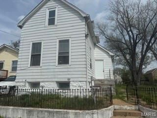 125 E Etta Avenue, St Louis, MO 63125