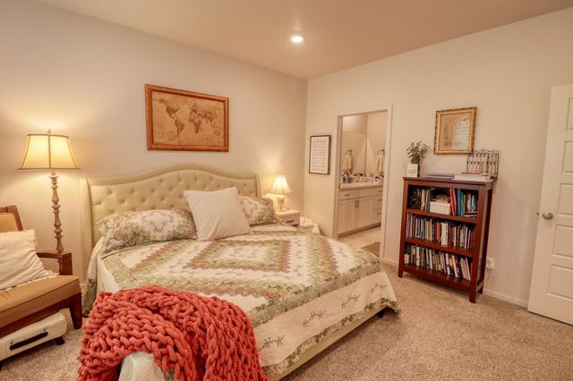 12021 N Haven St, Mead, WA 99021