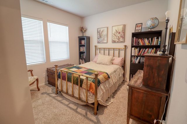 12021 N Haven St, Mead, WA 99021