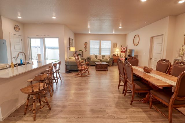 12021 N Haven St, Mead, WA 99021