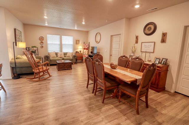 12021 N Haven St, Mead, WA 99021