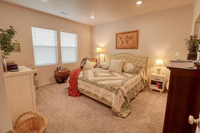 12021 N Haven St, Mead, WA 99021