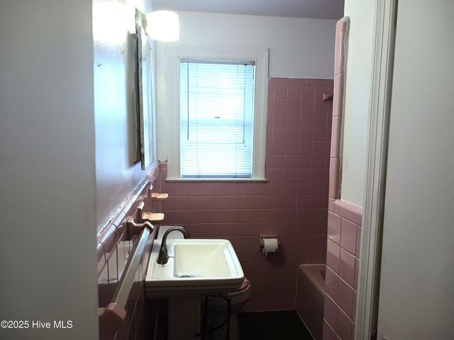 5004 Ward Boulevard, Wilson, NC 27893