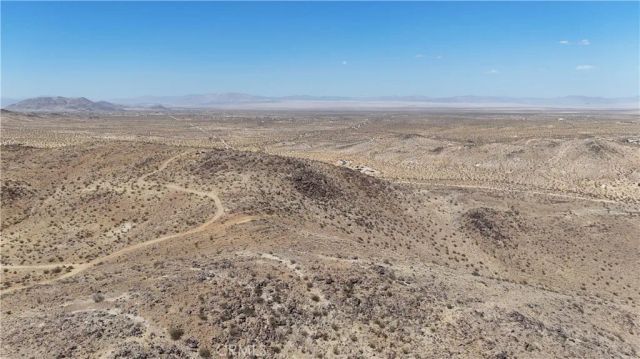 5 Near Demesne, Joshua Tree, CA 92252