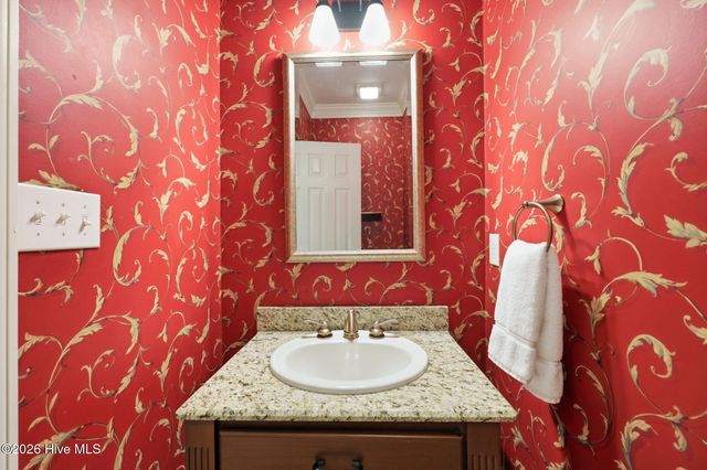 201 Foxcroft Lane, Winterville, NC 28590