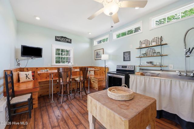 201 Foxcroft Lane, Winterville, NC 28590