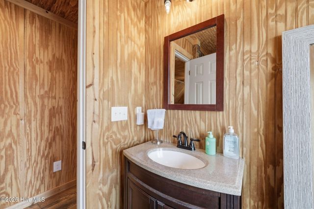 201 Foxcroft Lane, Winterville, NC 28590