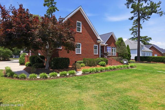 201 Foxcroft Lane, Winterville, NC 28590