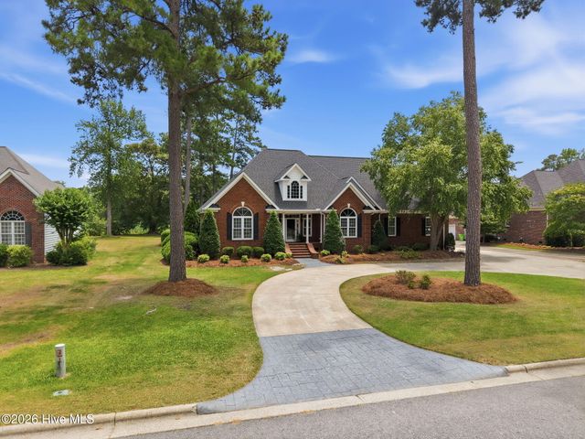 201 Foxcroft Lane, Winterville, NC 28590